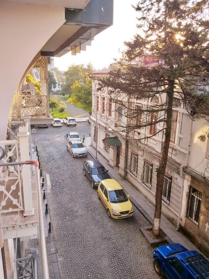 Апартаменты Boulevard Батуми Экстерьер фото